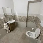 Lara - Mit Separatem Extra Mit Wc Und Dusche