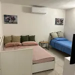 Apartamento Lara - Mit Separatem Extra Mit Wc Und Dusche