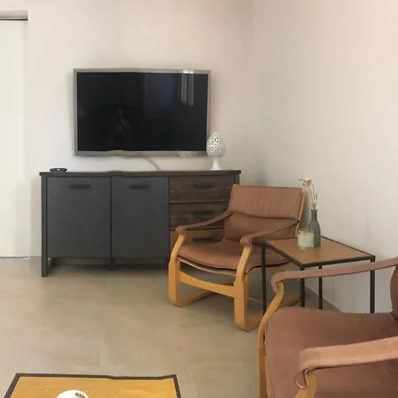 Lara - Mit Separatem Extra Mit Wc Und Dusche Apartmán