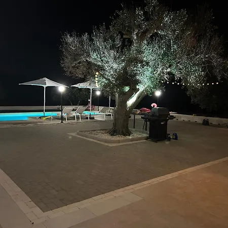 Lara - Mit Separatem Extra Mit Wc Und Dusche * San Vito dei Normanni